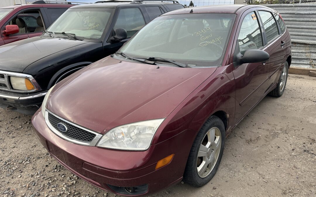 2006 FORD FOCUS (RED)