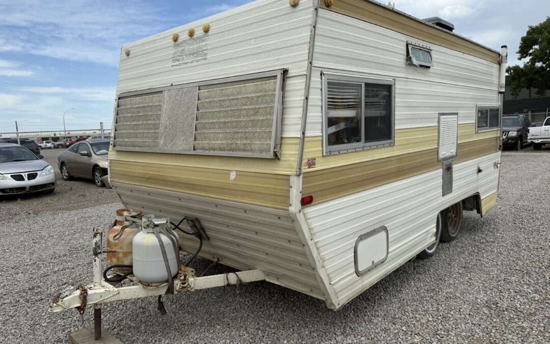 1975 WICKERS TRAILER