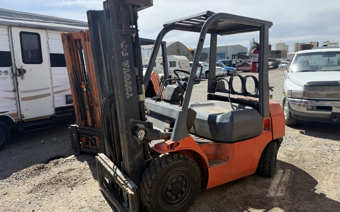 TOYOTA 02-7FG25 FORKLIFT